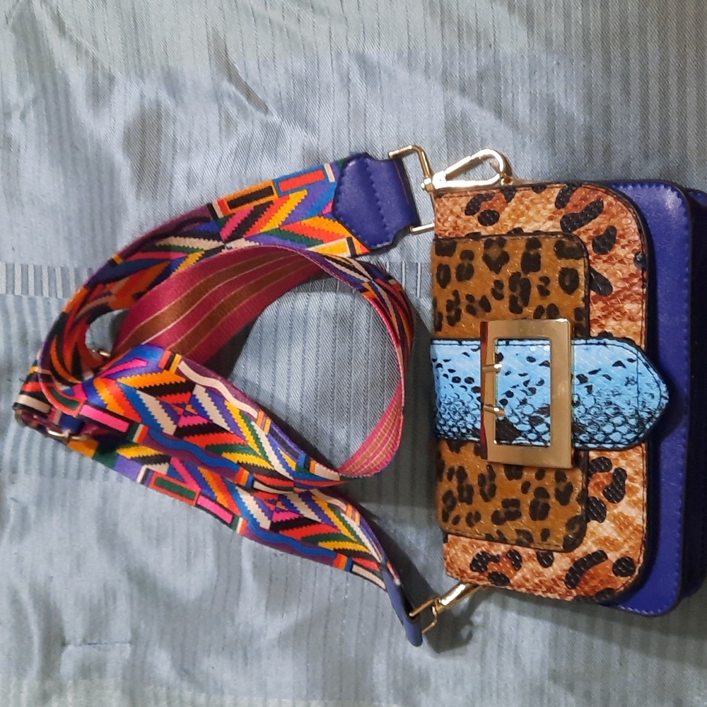 Cross body purse